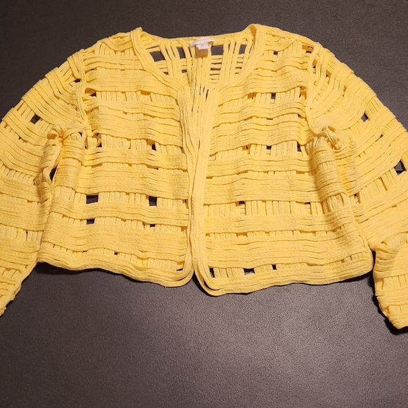 Chico's Tops - Chicos women's yellow knit cardigan. Size 0.